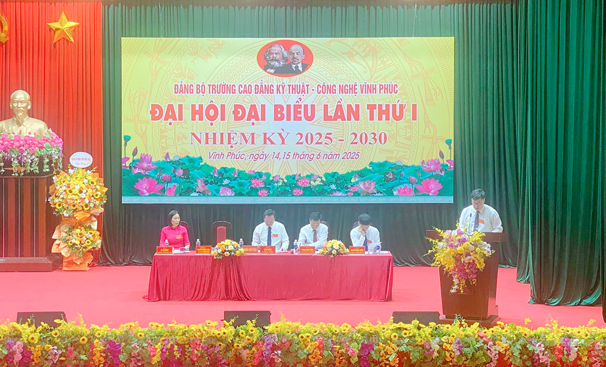 Từ sạp lợn đẻ đến giảng đường, Hành trình của một cậu học trò không bỏ cuộc – Hoàng Văn Mạnh